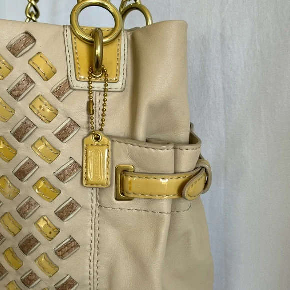 Coach Peyton Bag - Picture 6 of 14